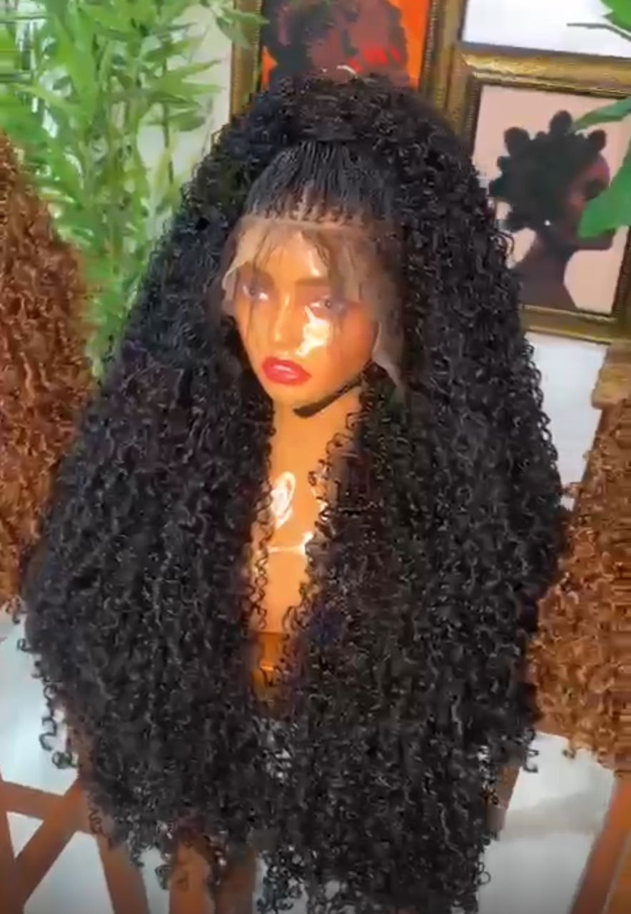 30inche 13x4 transparent lace frontal tender micro twist wig.